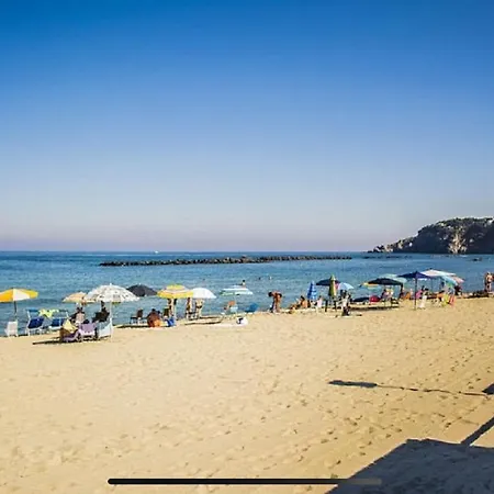Mood * Ischia